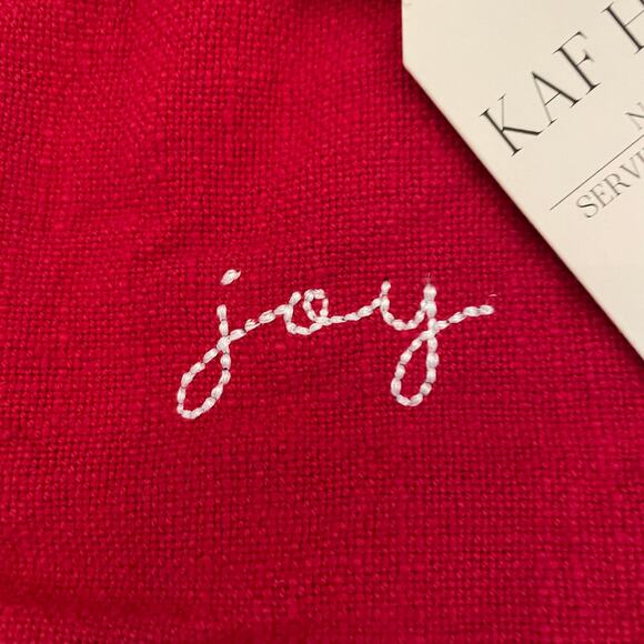 Embroidered JOY Christmas Dinner Napkins Set of 4 Holiday Red White 20x20 New - Picture 3 of 9